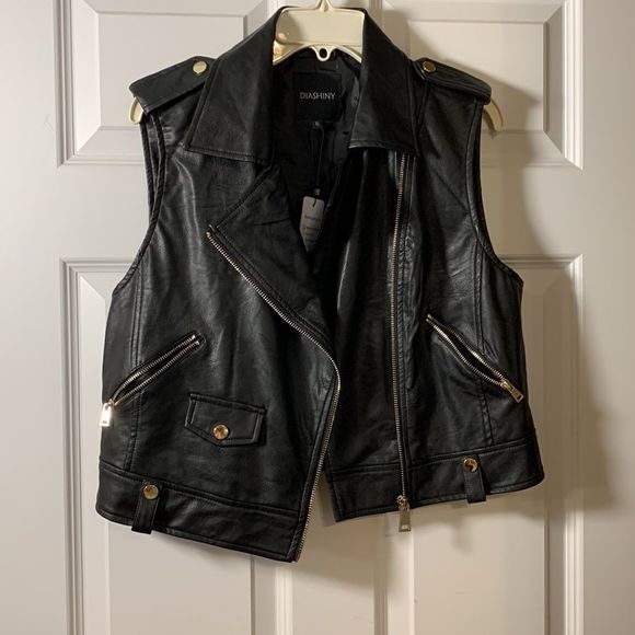 DIASHINY size extra large faux leather Motorcycle vest with pockets NWT - Picture 6 of 9